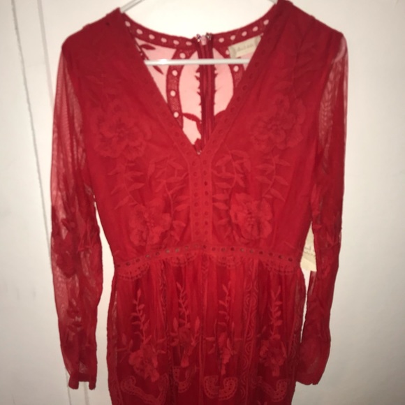 Dress - Picture 3 of 4